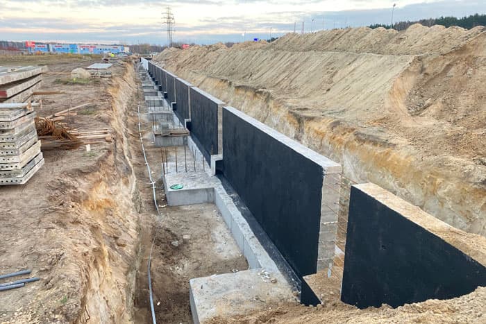 Wykopy fundamentowe i pod instalacje